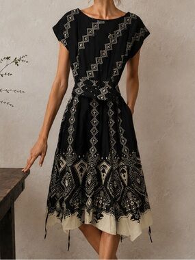 Vintage 80s Erika Southwestern Fit & Flare Dress Women's 6 Black White Cotton